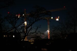 介護の転職で夜勤手当付きの仕事はどこで探せる？