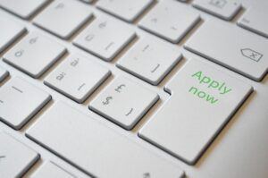 介護の夜勤月4回以内の求人の探し方は？