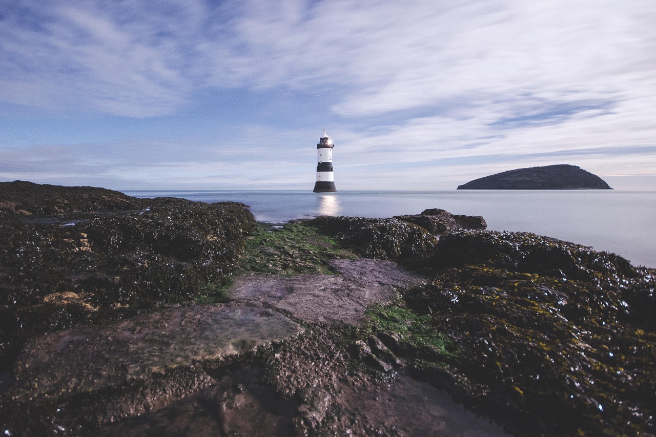 介護の日勤のみの正社員に転職できる方法は？