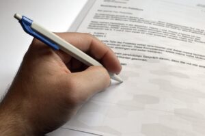 賞与ありの介護転職で失敗しない求人選びのポイントは？
