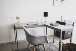 介護転職と在宅ワークを併用した働き方とは？