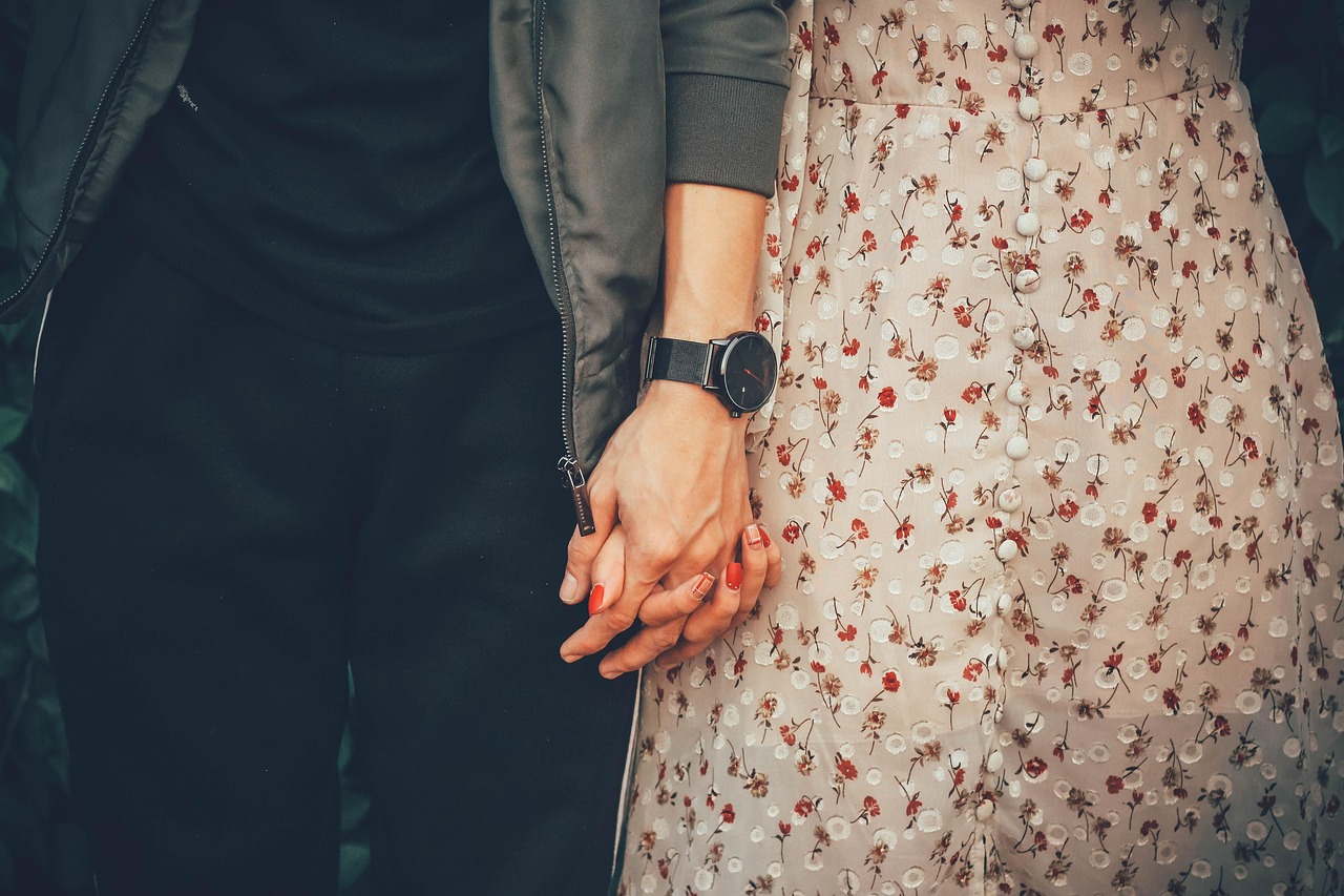 介護転職を考える彼氏や彼女と時間を合わせるコツは？