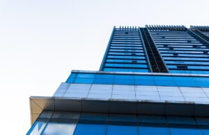 不動産の一括査定が事務所仕様マンションの売却に与える影響とは？